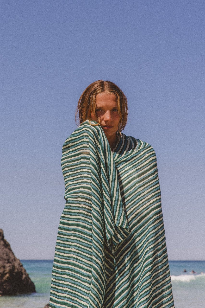 Ria Sarong ~ Cyan Candy - Image 6